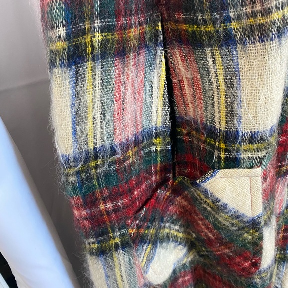 Strathtay floor length cape - Picture 2 of 5